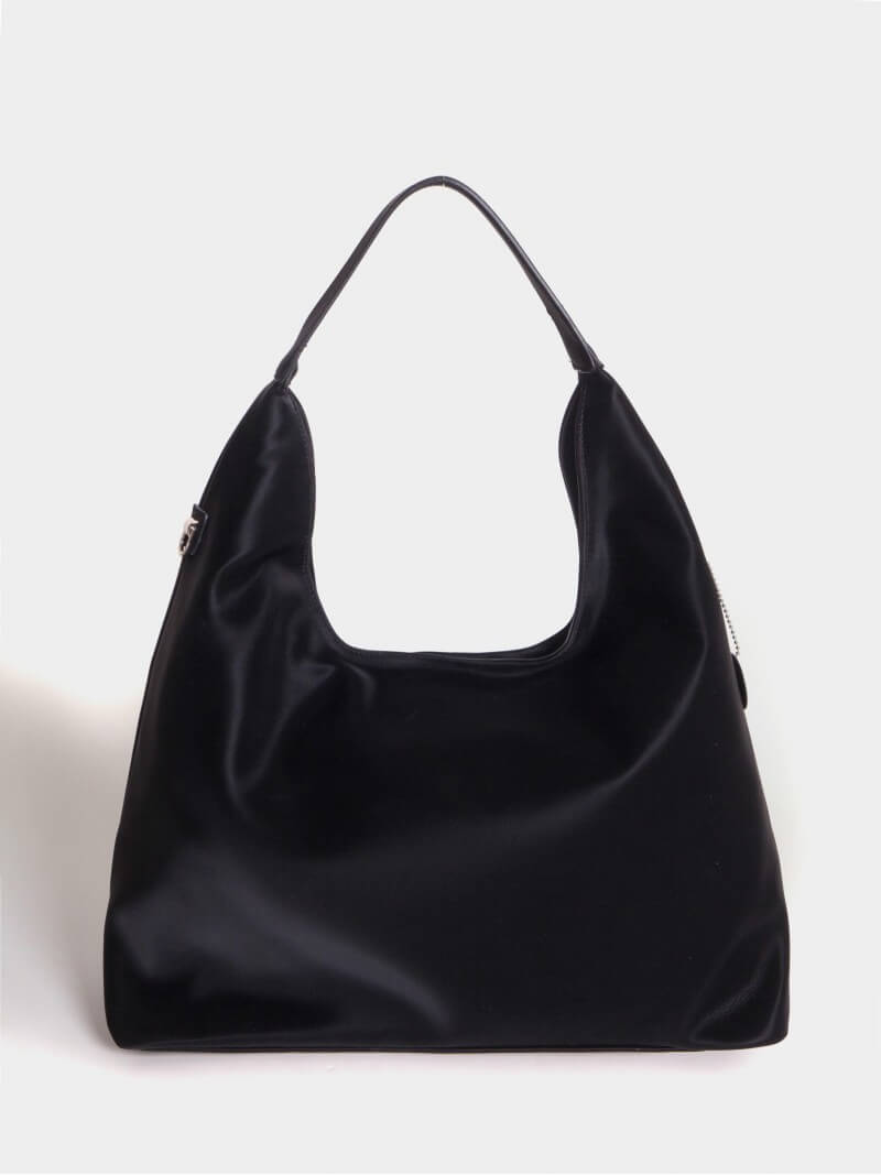 Cartera Negra Tipo Hobo Grande Nala