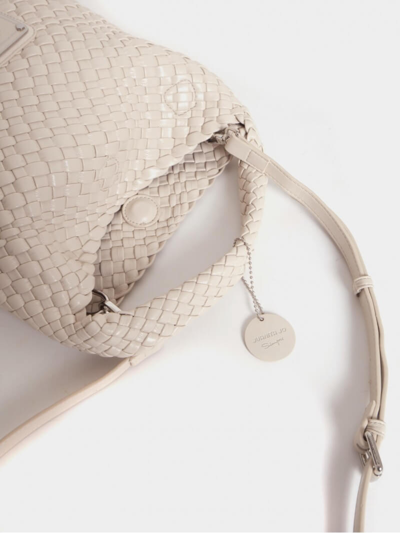 Cartera Chica Color Crema Lazo