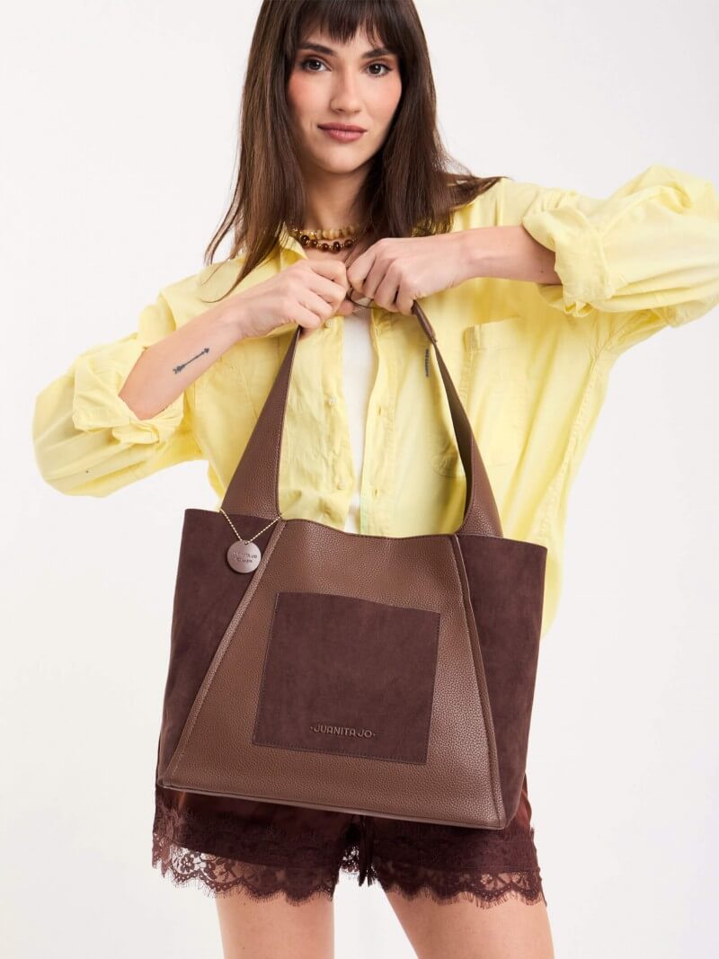 Cartera Con Bolsillo Externo Montana Marrón