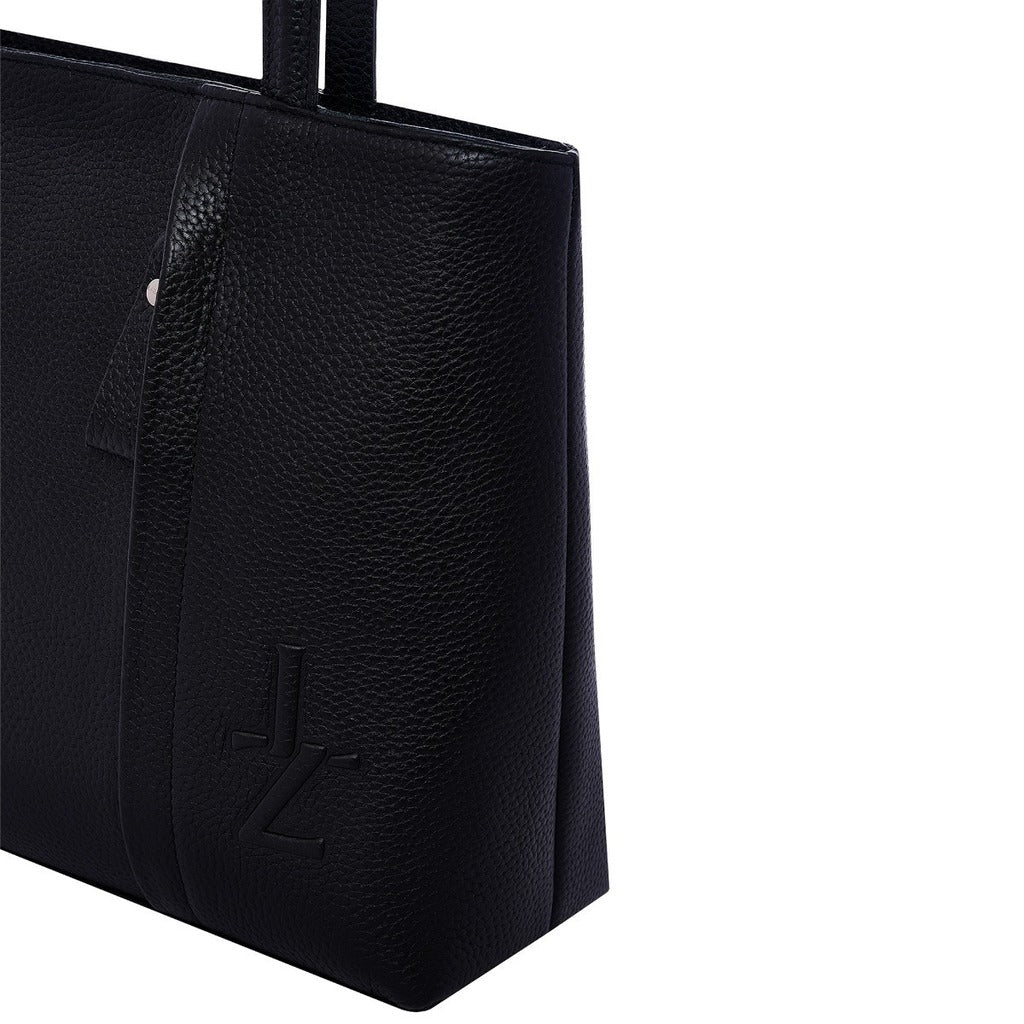 Cartera Grace