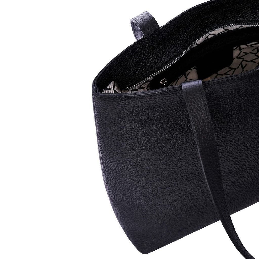 Cartera Grace